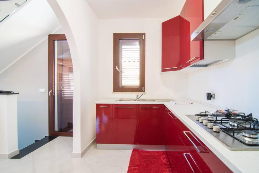 Villa Hh Selection Emiro Lascari Exterior foto