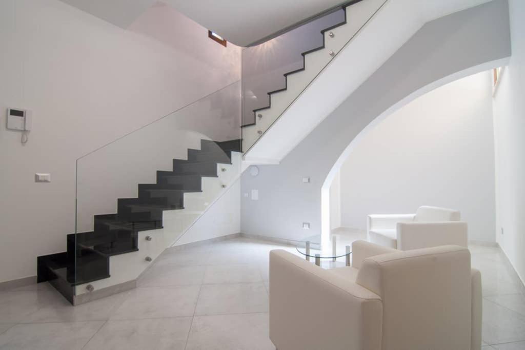 Villa Hh Selection Emiro Lascari Exterior foto