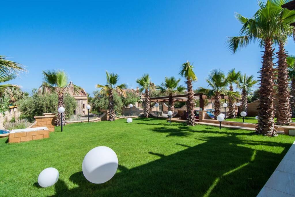 Villa Hh Selection Emiro Lascari Exterior foto
